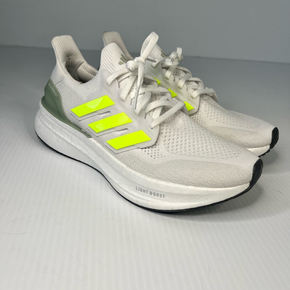 Adidas UltraBoost 5x Men’s size 9